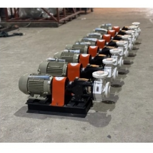 Centrifugal polypropylene pump