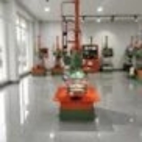 Menal hydrolic machine