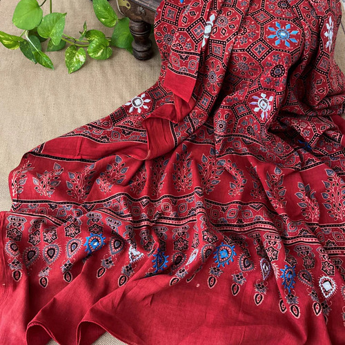 Soft Fabric Ladies Dupatta - Gender: Female