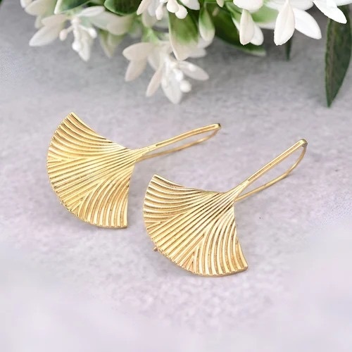 Fan Earrings, Minimalist Drop Earrings, Gold Triangle Fan Earrings, Art Deco Earrings,