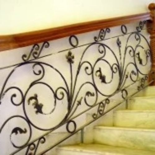 Model Staircase Grill