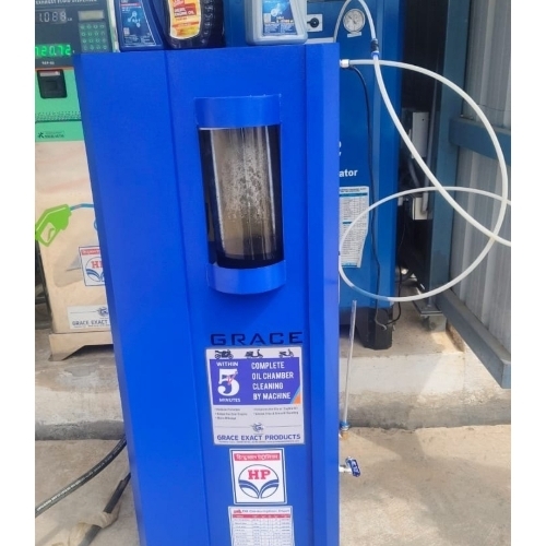 Oil changing machine