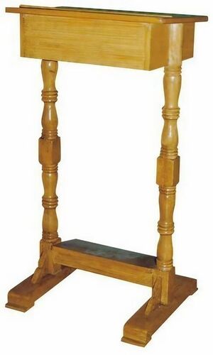 Masoor Teak Podium