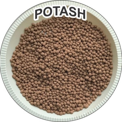 Potash fertilizer granules 