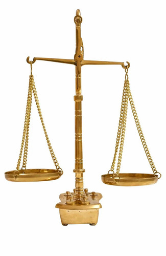Traditional Brass Balance Scale - Color: Decorative