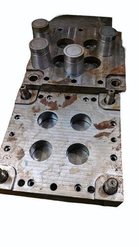High Precision Cap Mould - Material: Ceramic