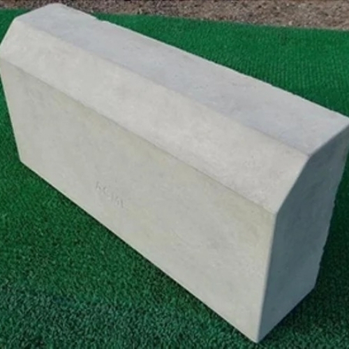Parking concrete kerb stone