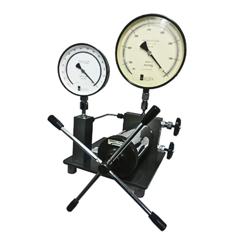 Vacuum Comparison Test Pump