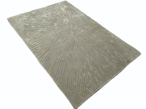 Grey Printed Woolen Carpet - Pattern: Square