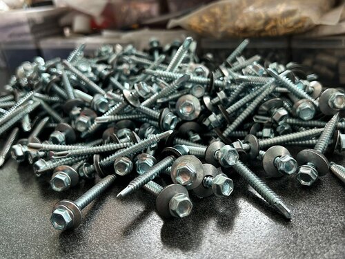 Cemented Self Drilling Screw