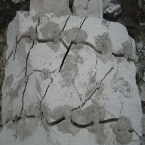 Soundless Rock Breaking Chemical