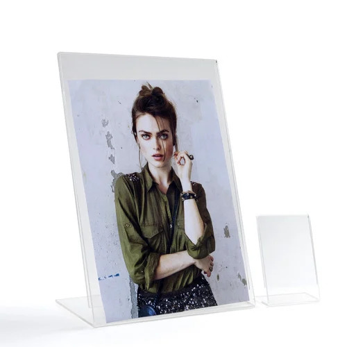 Shape Photo Frame Stand