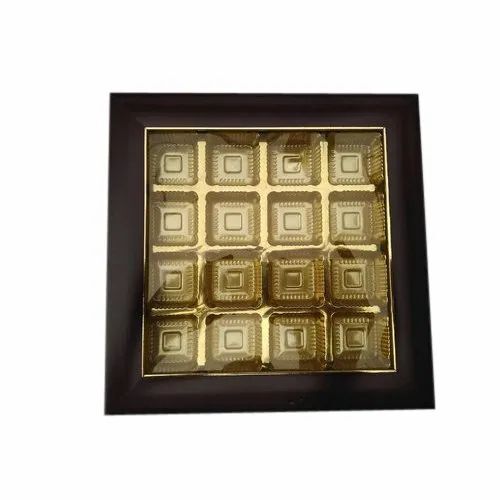 16 Pieces Wooden Chocolate Box