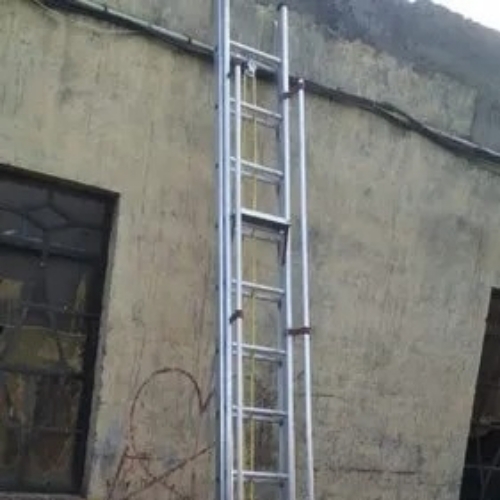 Alluminume ladder