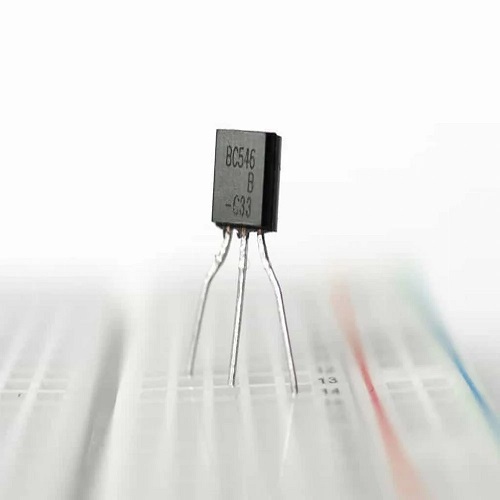 Npn Transistor Ic - Color: Black