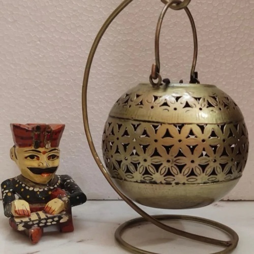 Antique Finished Degchi Pot Stand