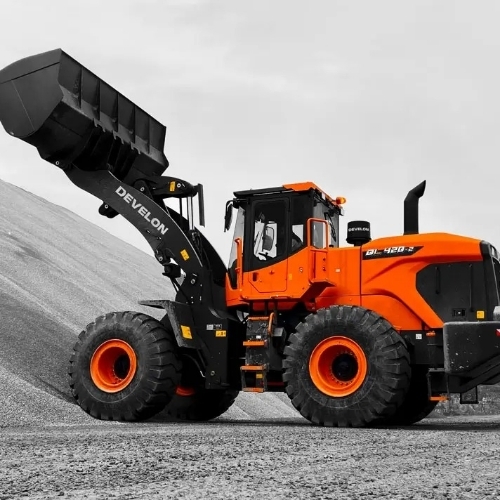 Earth Moving Equipment & Machinery