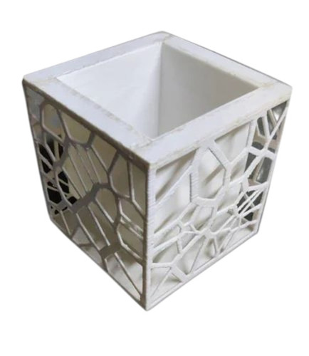 Plastic White Planter