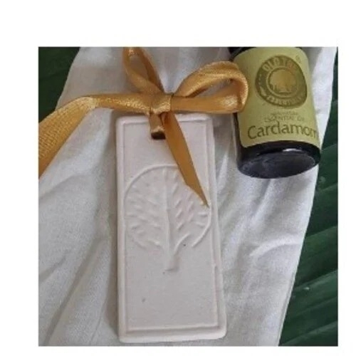 Ceramic oil diffuser plate