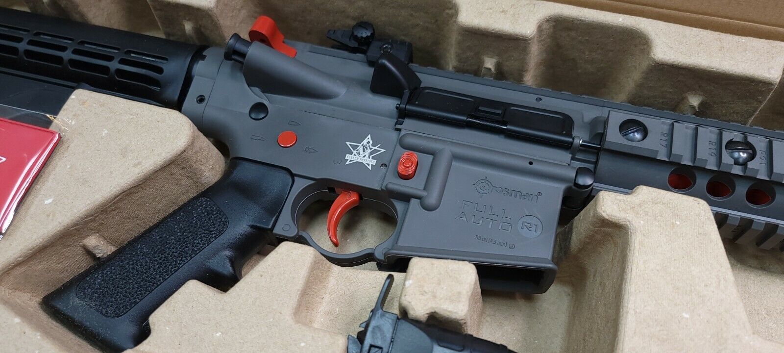 Crosman R1 Semi Auto - 4.5mm BB CO2 Air Rifle