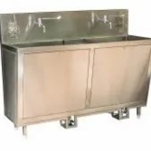 Scrub Station, Foot Operated - 2 Bays With Full Panel