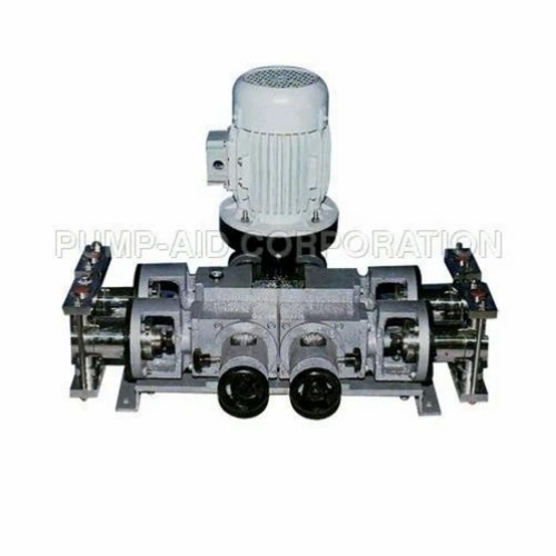 Multi head dosing pump