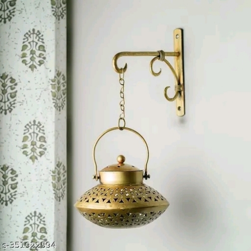 Wall Hanging Product 