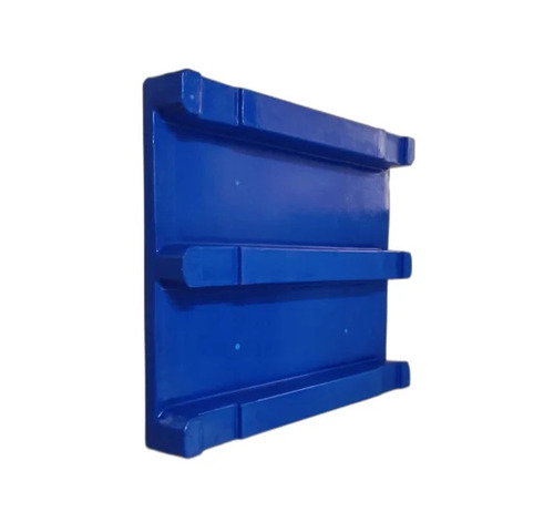Roto Molded Plastic Pallets