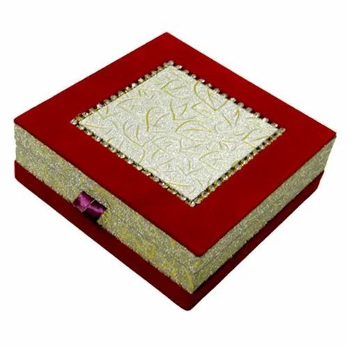 Wooden Necklace Jewelry Box