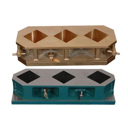Three Gang Cube Mould - Color: Blue