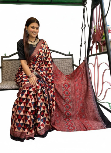 5.2m Digital Printed Linen Saree - Multicolor, Zari Work, Easy Wash | Breathable Comfort, Casual Wear