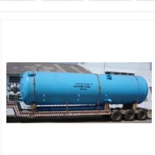 Ss Cladded Cs Water Tank - Stainless Steel Cladding, Blue Cylindrical | Corrosion Resistant, Leak Proof, Heat Resistant, Durable