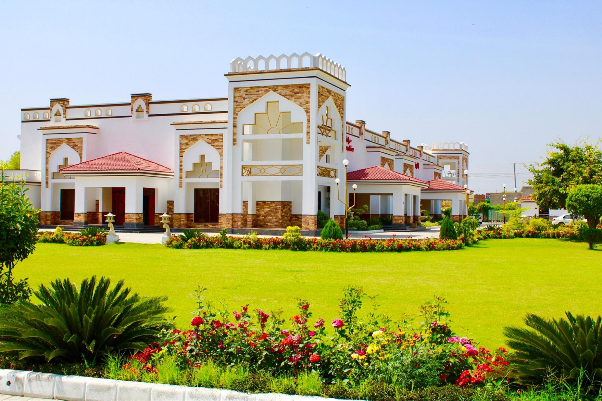 Marriage Lawn Construction Service