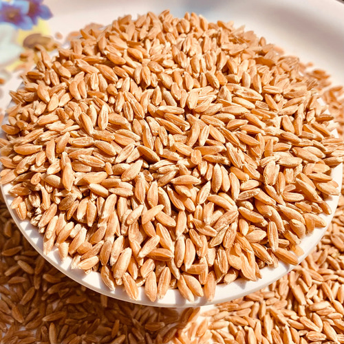 Brown Wheat Grain - Broken (%): .