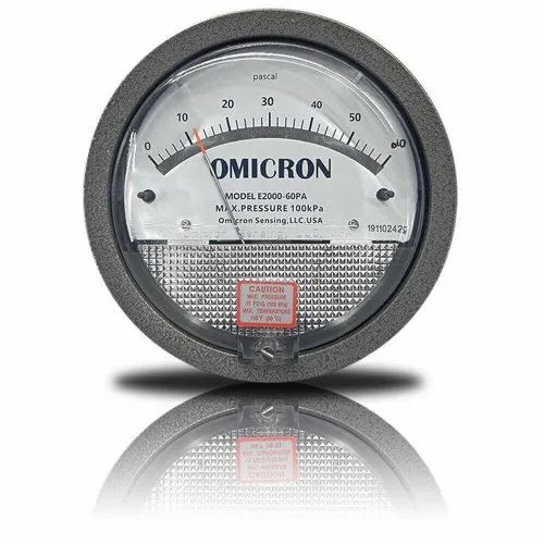 Magnehelic Gauge - Color: White