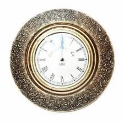 प्राचीन दीवार घड़ियाँ