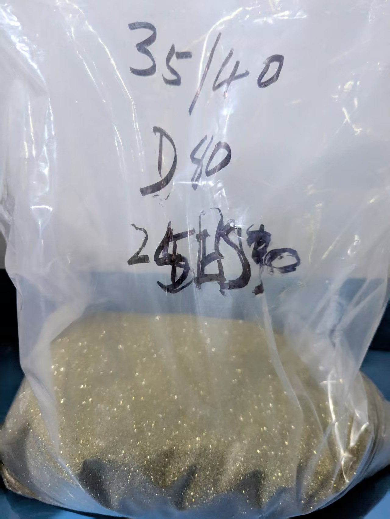 Synthetic Diamond Powder 35/40 Sdd80 - Color: Yellow