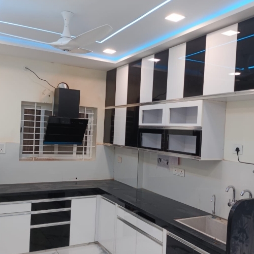 Designer Modular Kitchen