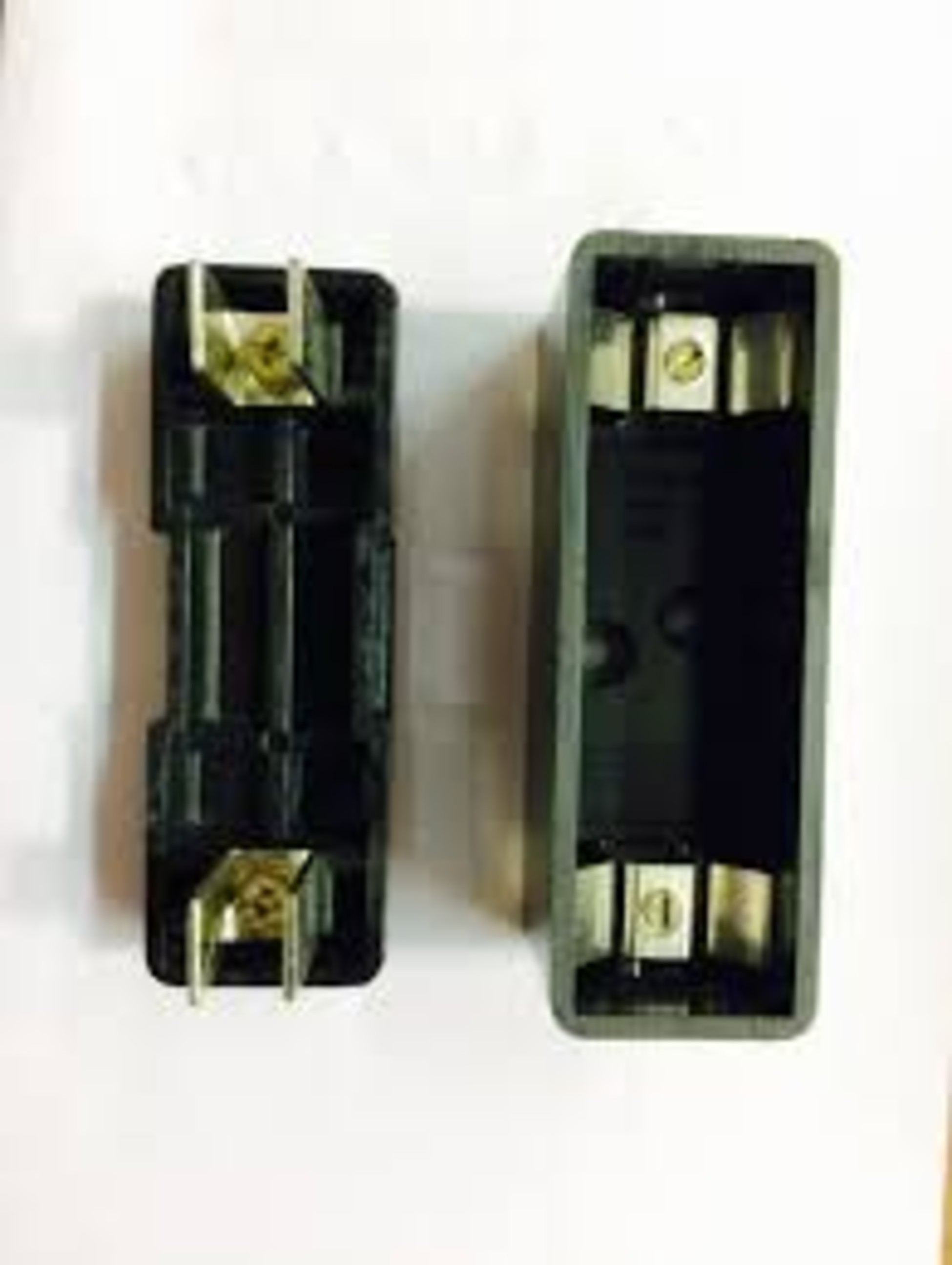 Hrc Fuse Holder - Color: Black