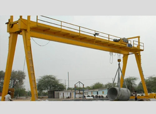 Goliath Cranes - Color: -
