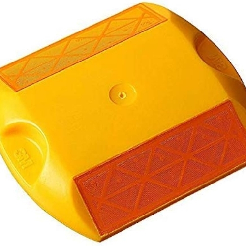 Cat eye plastic roads stud