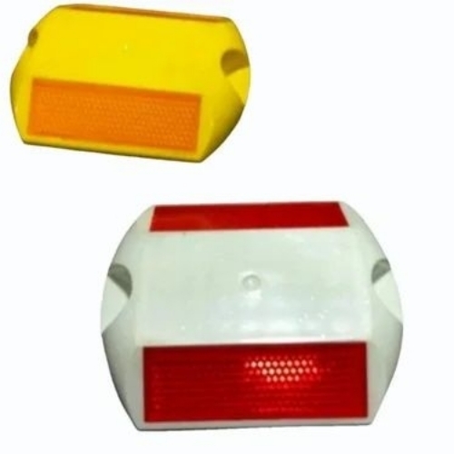 Double shank plastic road stud