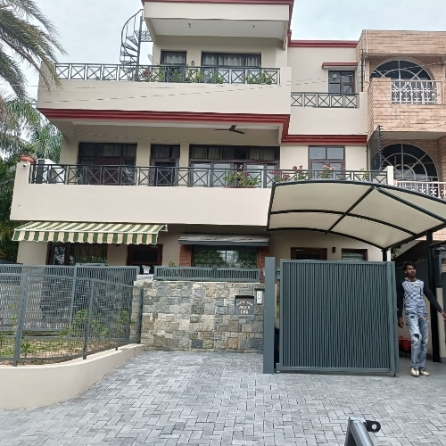 Car Parking Shed - Color: White