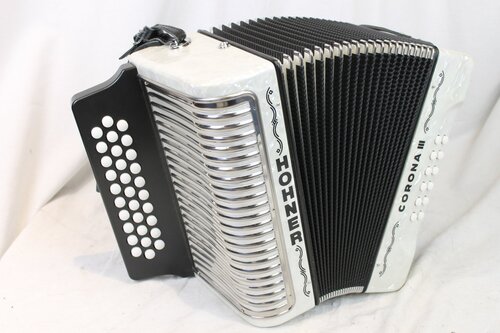 Corona Iii Button Accordion Bbebab 31 12