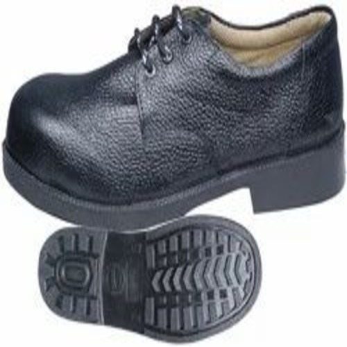 Industrial Black Safety Shoe - Leather, Rubber Insole, Lace-Up, Men's | Durable, Modern Style
