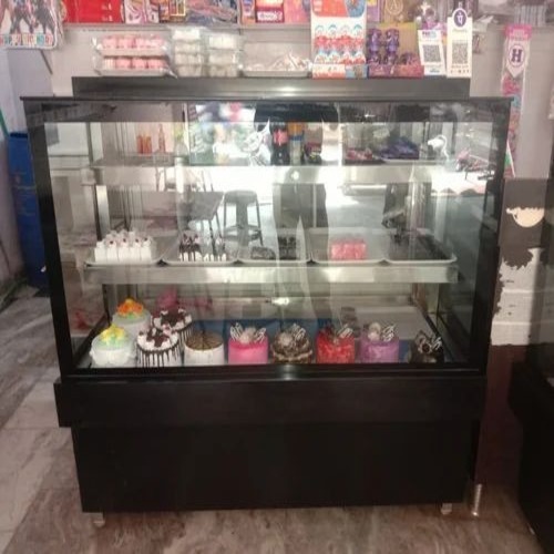 Sweet Display Counter