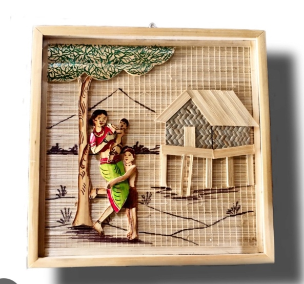 Bamboo Handicrafts Decorative Wall Hanging Photo Frame