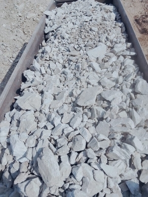 Feldspar Soda Lumps - Chemical Composition: Natural