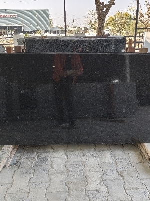 Granite Slabs - Color: Black