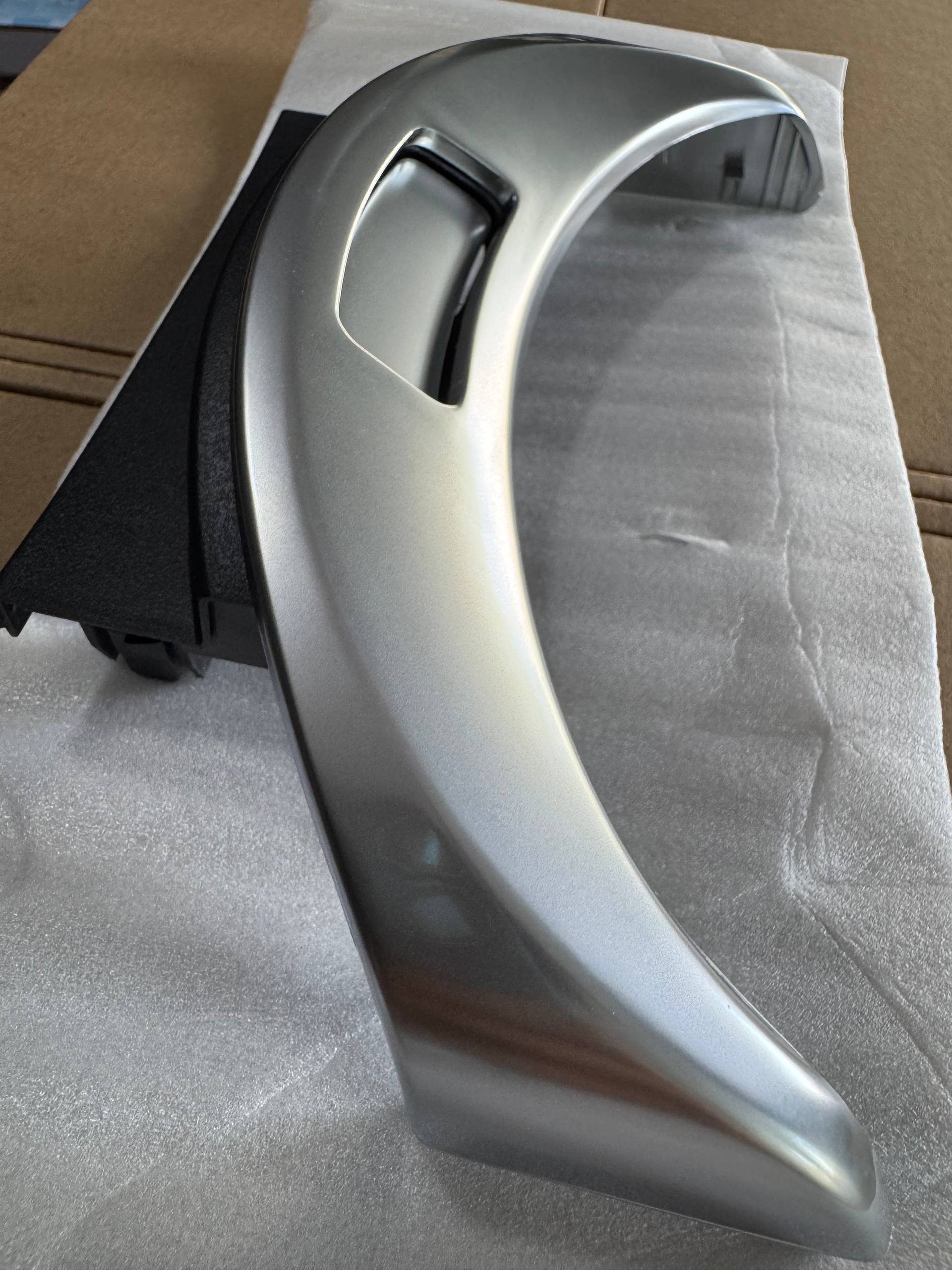Mercedes Center Console Crome - Fiber Material, Silver Color, Polished Finish | Corrosion Resistant, Analog Display